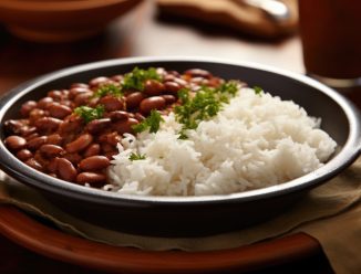 Arroz e feijão, comida típica brasileira